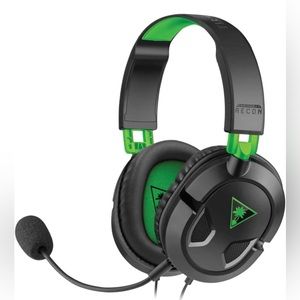 Turtle Beach Gaming Headset with built-in Microphone, Wired - No Original Box